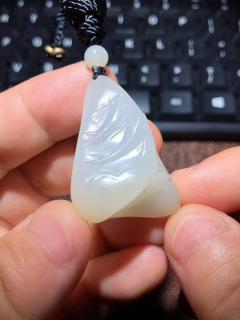 李女士收藏和田玉籽料后竟获意外惊喜