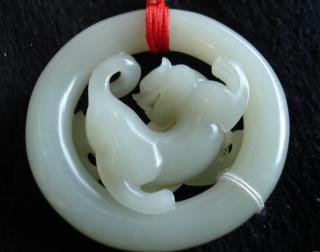 和田玉挂件的鉴别技巧