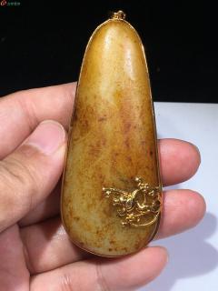 和田玉籽料 镶嵌原石