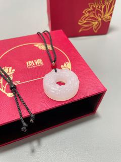 拿出这个和田玉项链,妈妈终于夸我没乱花钱了!