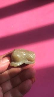 老和田玉貔貅挂件 重35克